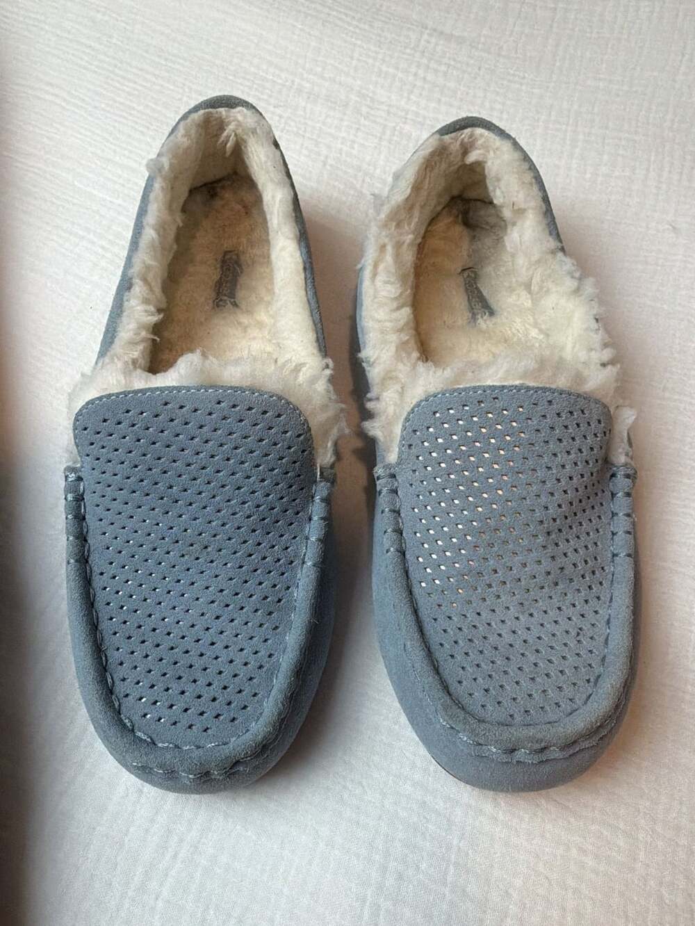 Koolaburra by UGG Women's Lezly Perf Suede Moccasin Slippers Blue Size 11